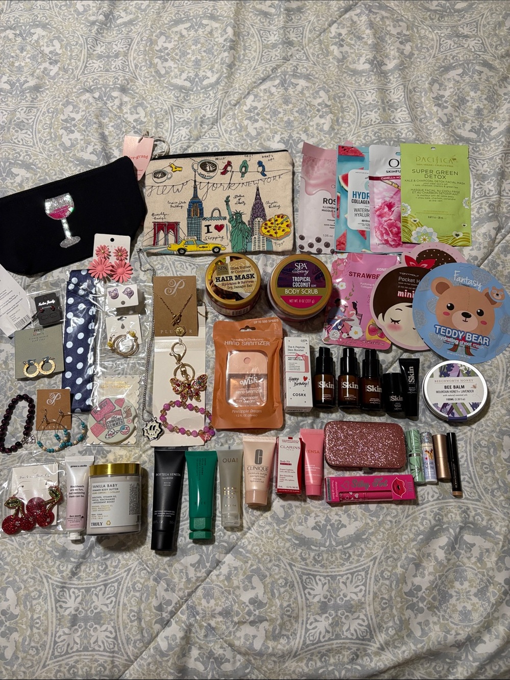 Beauty, Jewelry + Bundle - Truly, Ouai, Skin, Bottega Veneta, Clarins, Clinique